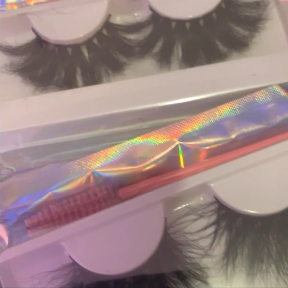 Lashes